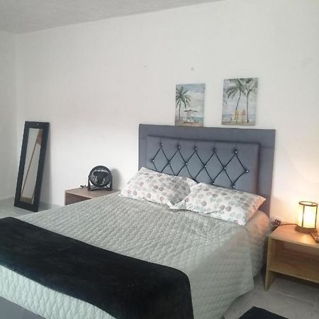 מדיין San Diego Aparta Estudios מראה חיצוני תמונה
